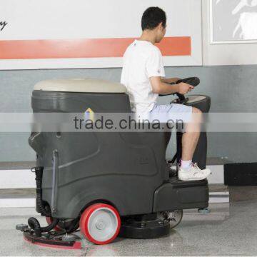 Rechargeable Ride on Sweeper Road Sweeping Vehicle