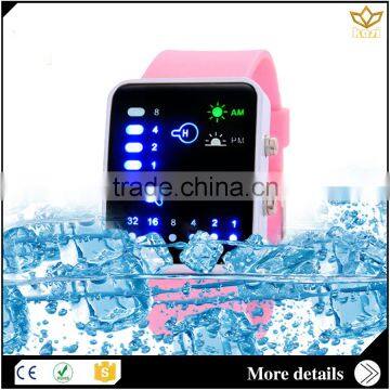 Healthy silicone waterproof blue light big face touch screen Japan movt waterproof digital watch 7015B