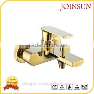 High Quality Wall Mounted Bathtub Faucet gold