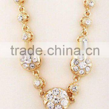 2012 fashion crystal necklace,gold necklace,fashion jewelry