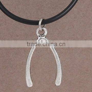 3.0mm Black adjustable vintage fish bone tattoo choker rubber necklace