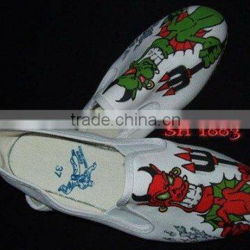 TATTOO SHOES