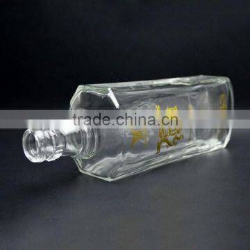 Clear empty glass bottle for liquor 475ml