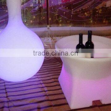 Popular Big Outdoor Plastic Flower Pot With Led Light photo-5