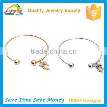 Classic Style Stainless Steel Gold Plated Bracelet Bangles With Elephant Pengant