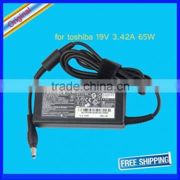 Original Charger 65W For TOSHIBA Portege R830 R930 R700 R835 P940 AC Adapter 19V 3.42A 5.5*2.5