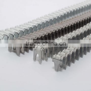 Mattress webbing for mattress hardware