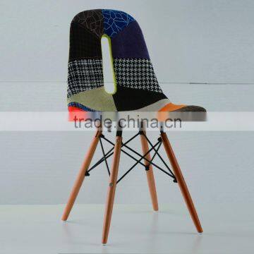 Fashion design fabric seat and back with wooden legs chair