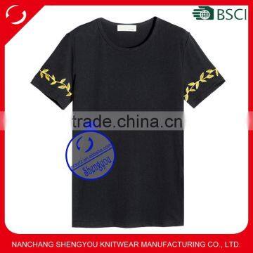 Wholesale new design embroidered mens black t-shirt