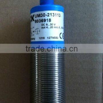 ultrasonic sensors UM30-213113 NEW