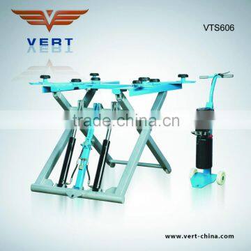 Portable scissor lift with movable hydraulic power unit VTS606