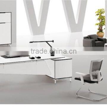 Modern Muslim white design executive office desk and chair for sale (FOH-SM2318)