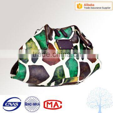 Fahionable Giraffe Pattern Leather Make up Bag and Ladies Clutch Bag photo-3