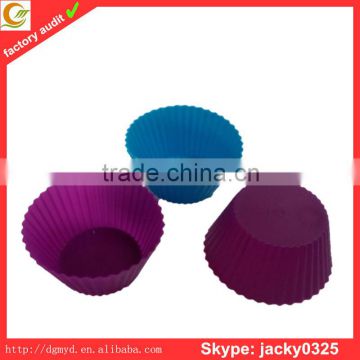 dongguan factory supply Round shape mini silicone cake cup mold