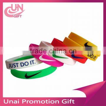 Novelty silica gel pencil holder cute popular sports barcelet wrist strap wholesale