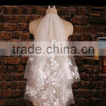 2016 Yiai Elegant Flowers Appliques Wedding Veil Customed Bridal Veil