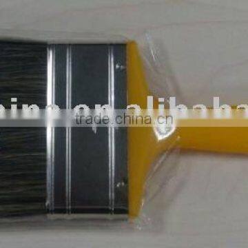 Plastic handle paint brush