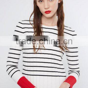 Ladies Black and White Striped Computer Knitted Striped Sweater With Hihg Quality photo-2