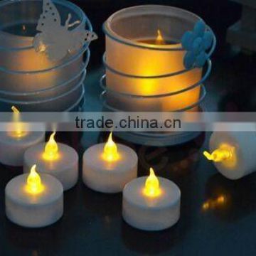 Rechargeable LED tealight with plastic holder