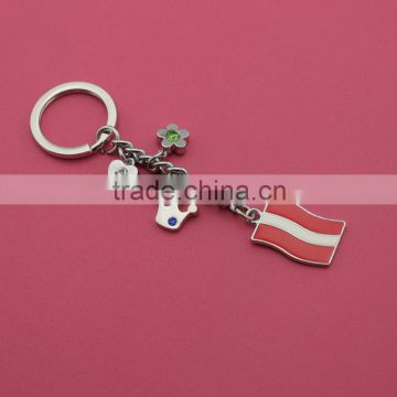 Hot sale metal national flag keychain Wholesale vintage crown Keychain Best Chosen Gift keychain