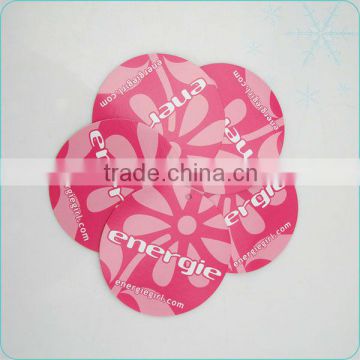 round label card with hole