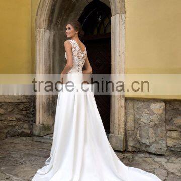 Newly Designed 2016 Wedding Collection Luxurious Gown of Crochet Lace photo-2