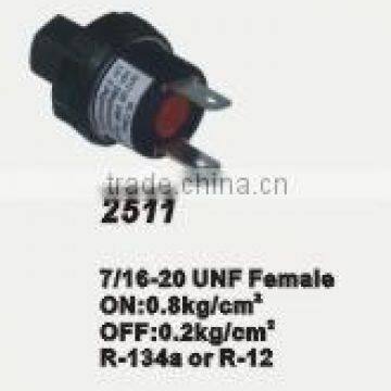 Supply pressure switch for auto air-conditioner