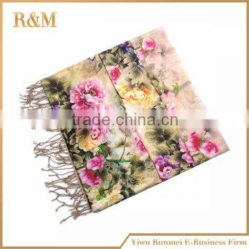 Top Selling Simple Design Silk Print Scarf With Good Prices photo-3