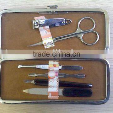 MRT-093 6pcs Pretty PU bag carbon steel plastic manicure sets