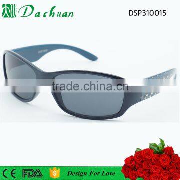 Better quality PC injection football pattern boy sports sunglasses with football pattern