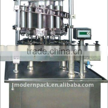 Liquid and sauce filling machine