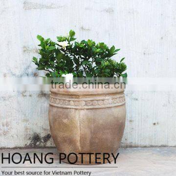 Antique Style Terracotta Flower Planter - Outdoor Glazed Ceramic Pot