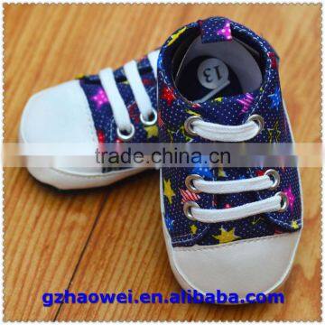 Star Printed Baby Footwear With Shoestring photo-2