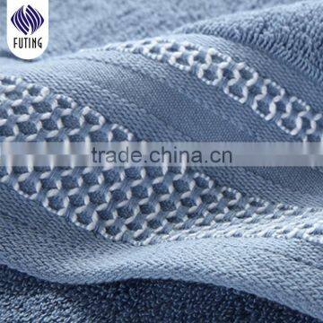 Pure White Custom Embroidery Logo Bathroom Towels 5 Star Hotel Towel Set for Cheap Wholesale photo-4