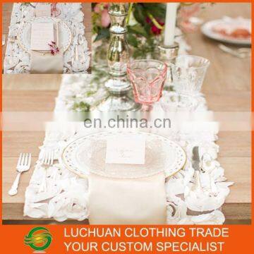 Delicate Rosette Wedding Decorative Round Indian Table Runners