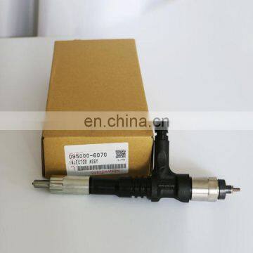 Оригинальный инжектор 095000-6070 / 6251-11-3100 для PC400-8, PC450-8