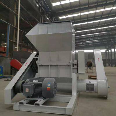 Petit broyeur de bouteilles en plastique puissant. Fabricant de broyeurs de déchets plastiques. Équipement complet de broyeur de bouteilles en plastique photo-3