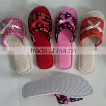 different color ladies indoor slipper