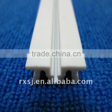 RX-20119271 white PVC guide profile used for window curtain