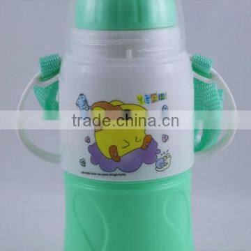 Pretty Plastic Water Mug for Baby photo-3