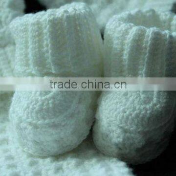 Children in Crochet Pattern Baby Sweater photo-5