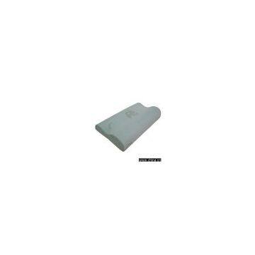 Foam pillow with magnet strips