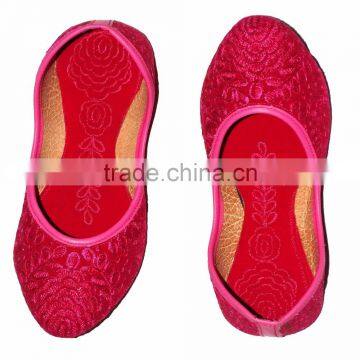 Rajasthani Pink Color Ladies Mojari