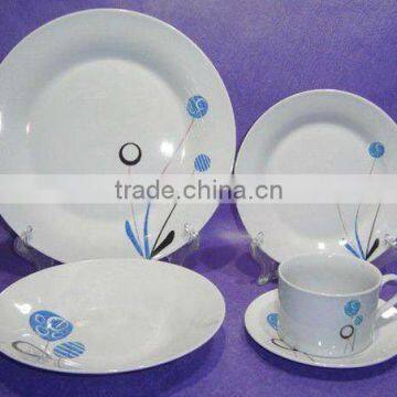 dinner table , dinner sets , dinnerware