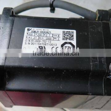 Yaskawa SGMJV-04A3A21 SGMJV-04A3A61 AC Servo Motor