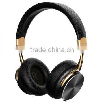 metal silicone stereo wireless headphone /MP4/game player/phone headphone for young people