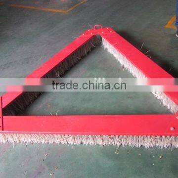 Triangular Brush for Artificial Grass Installation photo-2