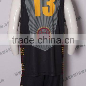 Latest Basketball Jersey Design 2016 Sublimation Good Quality Uniforms Basketball Training Wear photo-4