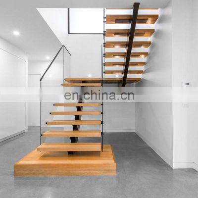 Interior Oak Wood Stair Step Tread Customized staircase with glass fence