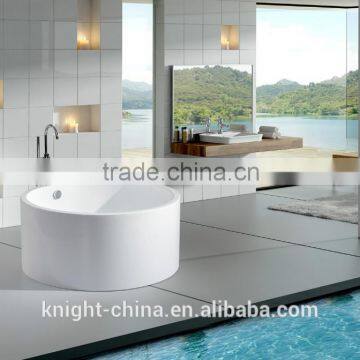 Round Freestanding bathtub